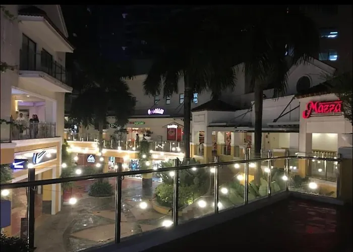 The Haven 2 At One Eastwood Ave Tower 1 With Amazing View No Pets Allowed Apartment *